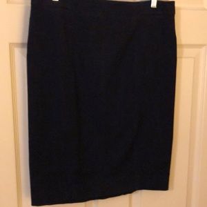 GAP black pencil skirt